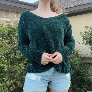 Hollister green oversized cropped sweater